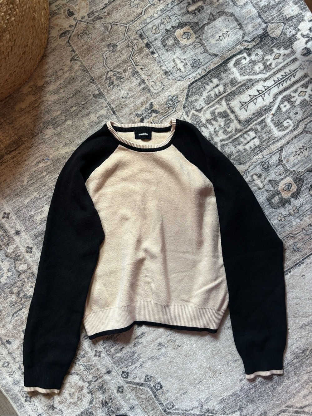 Revolve MONROW Crew Neck Beige Black Colorblock Raglan Sweater Small Soft sz M - Picture 2 of 7